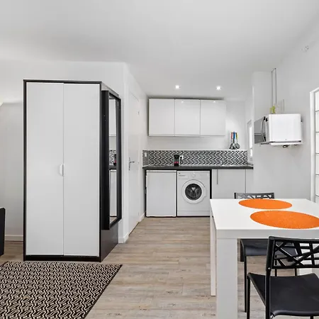 Renting - Penchienatti - Cosy Loft Industrial Style Apartamento Niza